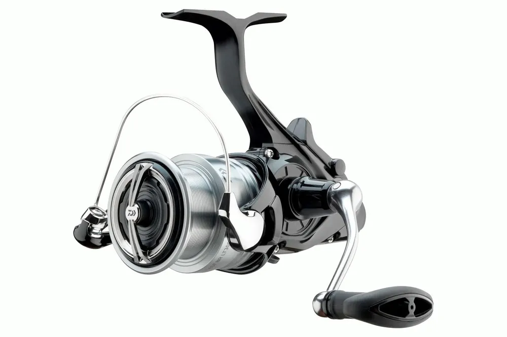 Nieuw Daiwa Emcast Br Lt - Werpmolen - 5000-C
