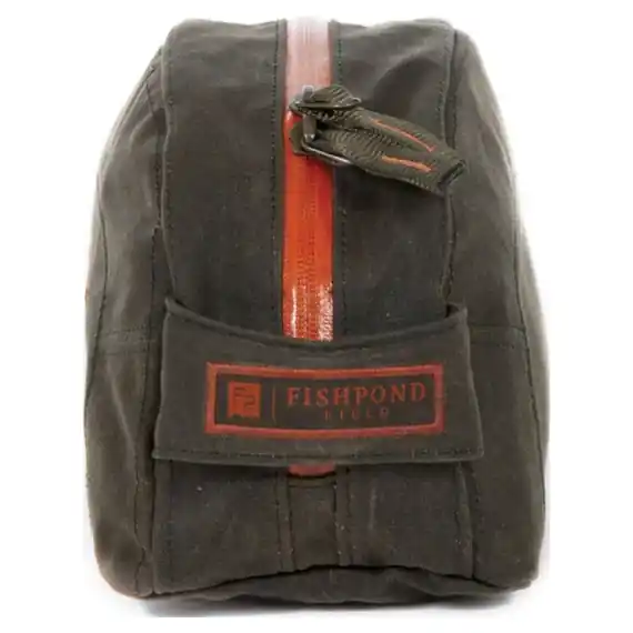 Fishpond Cabin Creek Toiletry Kit - Peat Moss Populair
