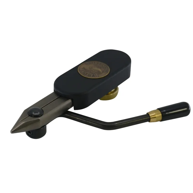 Regal Medallion Series Head Only with Stainless Steel Jaws Beperkt Aanbod
