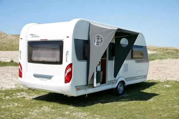 Isabella Deurmarkies voor caravan Beste Prijs