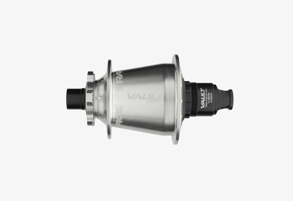 Aanval Race Face Kluis J424, XD achter zilver Nieuw