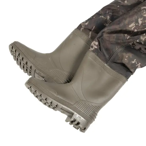 Nash Zero Tolerance HD Waders Camo 43 Weekendaanbieding