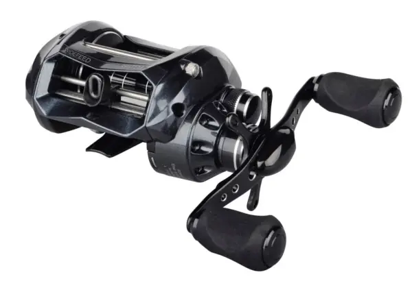 Flitsaanbieding Spro Dura Force 5.2 + 150m Ultimate Pro-8 Braid